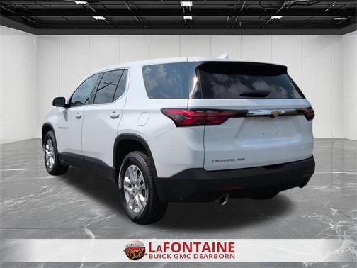 2023 Chevrolet Traverse LS