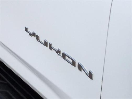 2023 GMC Yukon SLE