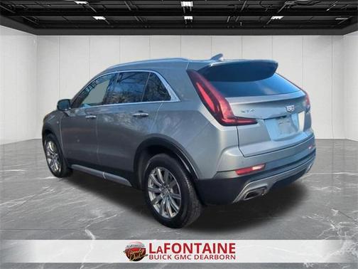 2023 Cadillac XT4 Premium Luxury