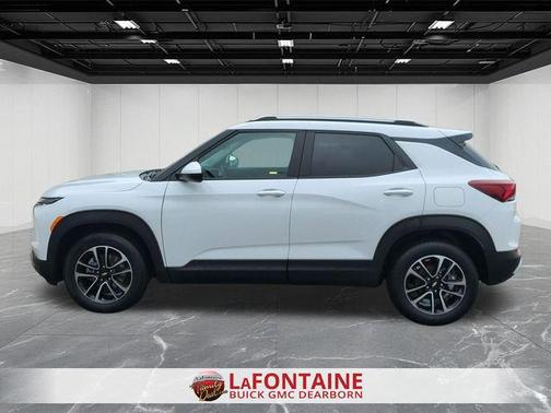 Summit White 2025 Chevrolet Trailblazer LT