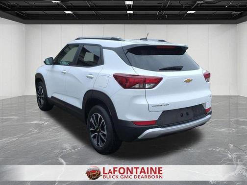 Summit White 2025 Chevrolet Trailblazer LT