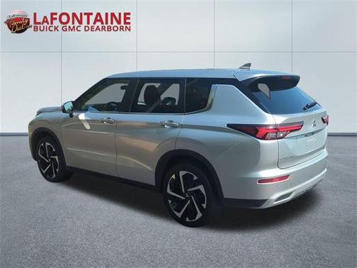2024 Mitsubishi Outlander SE 2.5 2WD