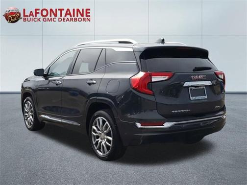 2022 GMC Terrain Denali