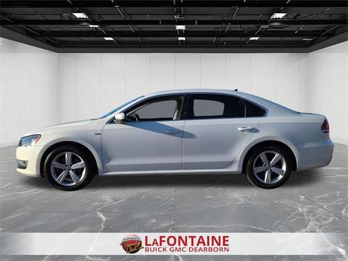2015 Volkswagen Passat 1.8T Limited Edition