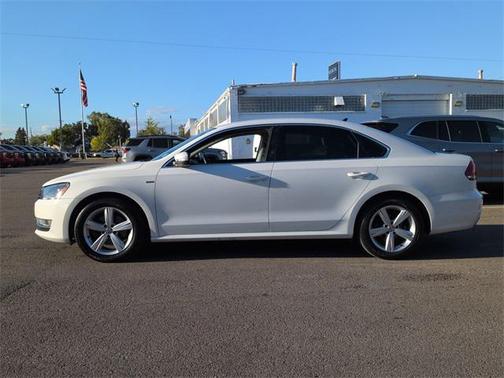 2015 Volkswagen Passat 1.8T Limited Edition