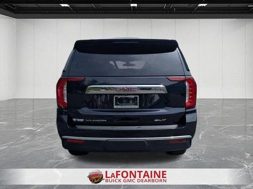 Midnight Blue Metallic 2021 GMC Yukon XL SLT