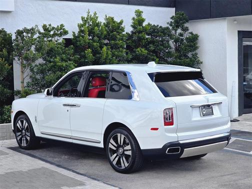 2022 Rolls-Royce Cullinan 