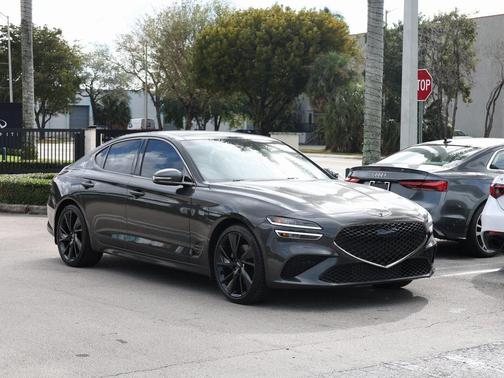 2023 Genesis G70 2.0T RWD