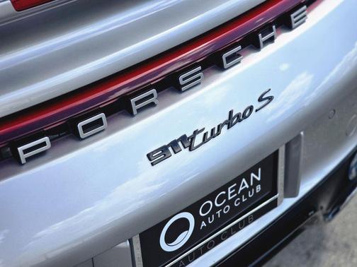 2021 Porsche 911 Turbo S