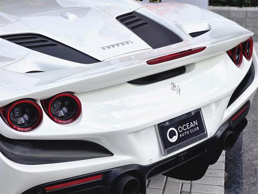 2022 Ferrari F8 Spider Base