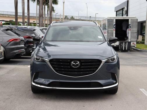 2023 Mazda CX-9 Carbon Edition
