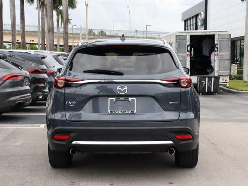 2023 Mazda CX-9 Carbon Edition