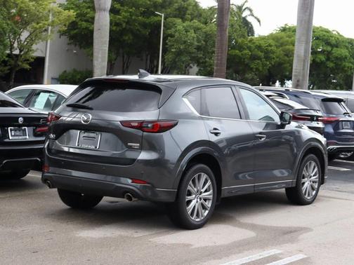 2022 Mazda CX-5 Signature
