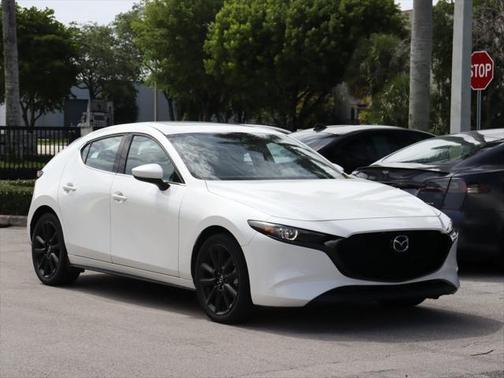 2023 Mazda Mazda3 FWD w/Premium Package