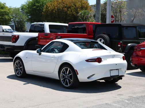 2023 Mazda MX-5 Miata RF Grand Touring
