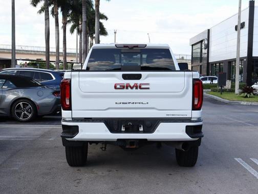 2020 GMC Sierra 2500 Denali