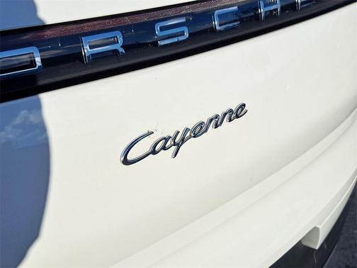 2023 Porsche Cayenne Cayenne