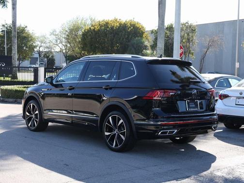 2024 Volkswagen Tiguan 2.0T SEL R-Line 4MOTION