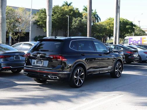 2024 Volkswagen Tiguan 2.0T SEL R-Line 4MOTION