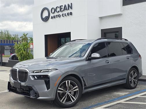 2025 BMW X7 xDrive40i