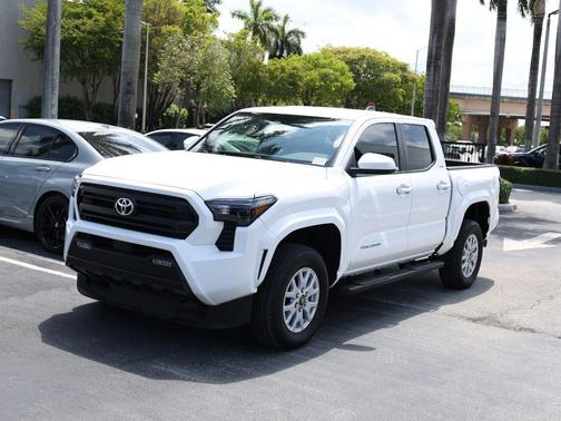 Ice 2024 Toyota Tacoma SR5