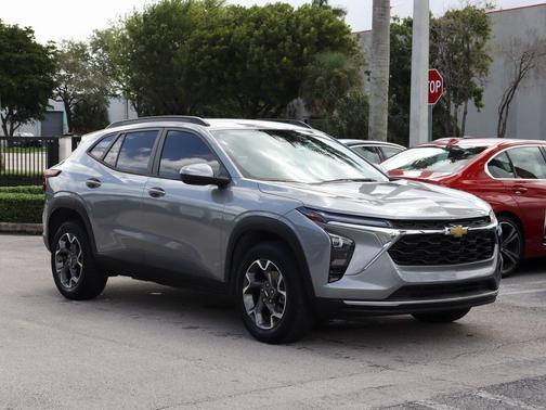 2024 Chevrolet Trax LT