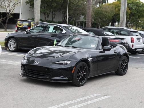 2019 Mazda MX-5 Miata Club