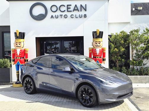 2023 Tesla Model Y Long Range Dual Motor All-Wheel Drive