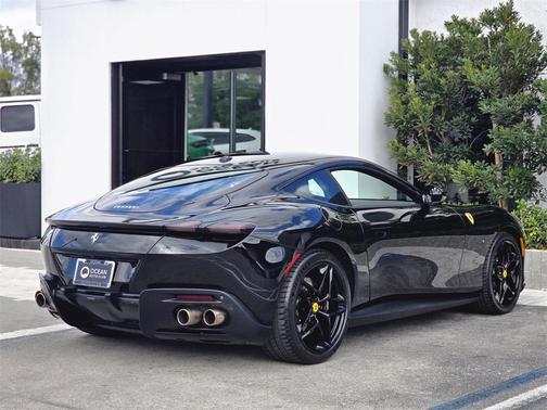 2024 Ferrari Roma Base