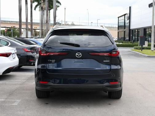 2024 Mazda CX-90 PHEV Preferred