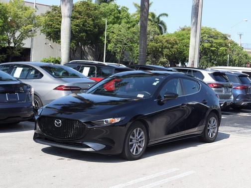 2022 Mazda Mazda3 FWD