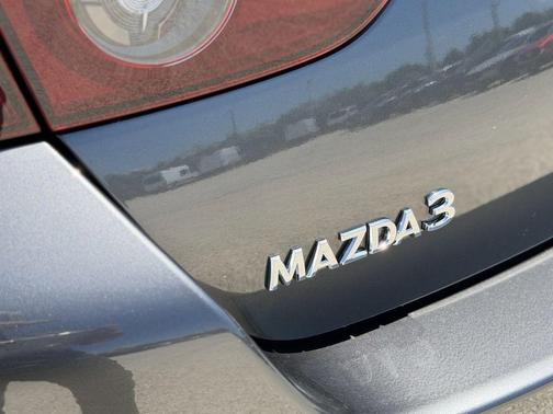 Machine Gray Metallic 2026 Mazda Mazda3 FWD w/Preferred Package