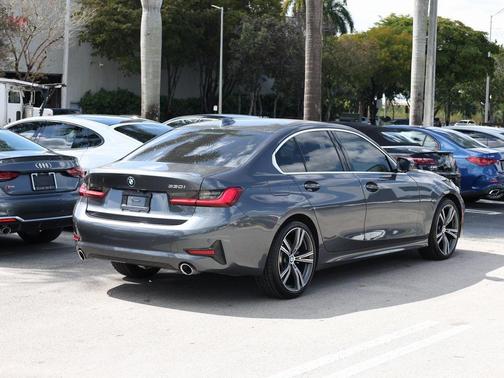2021 BMW 330 330i