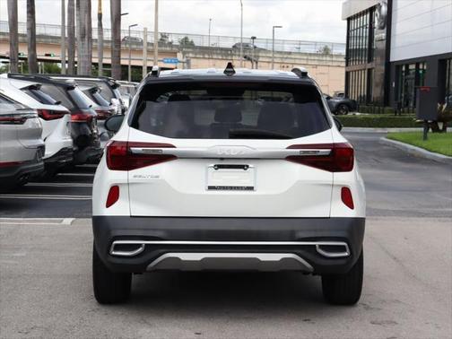 2022 Kia Seltos S