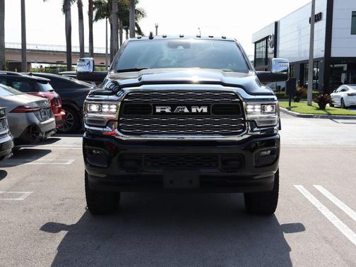 2023 RAM 3500 Limited Mega Cab 4x4 6'4' Box