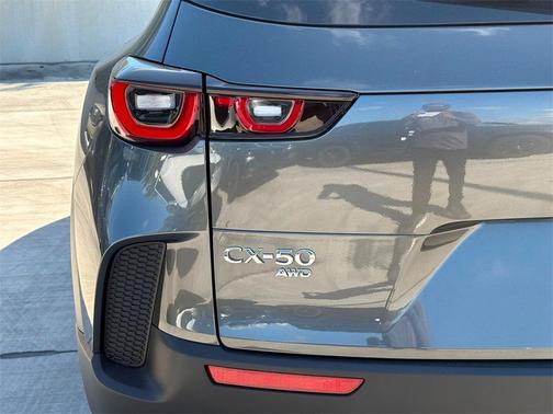 2025 Mazda CX-50 2.5 S Preferred Package