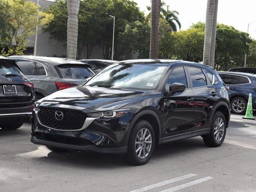 2023 Mazda CX-5 2.5 S Preferred Package