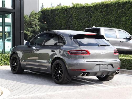 2015 Porsche Macan S