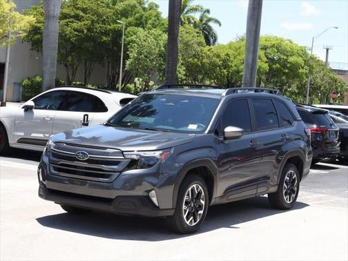 2025 Subaru Forester Premium