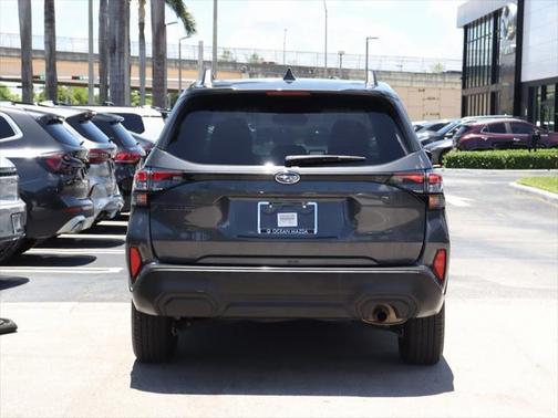 2025 Subaru Forester Premium