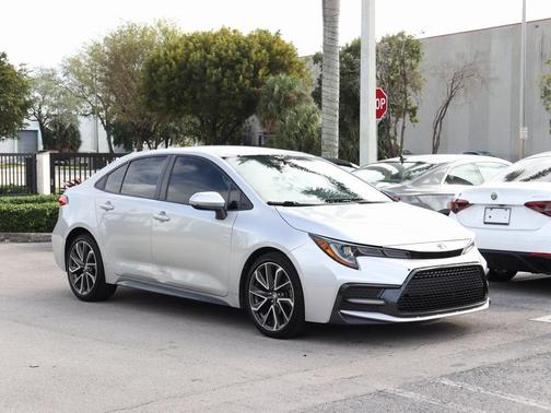2020 Toyota Corolla SE