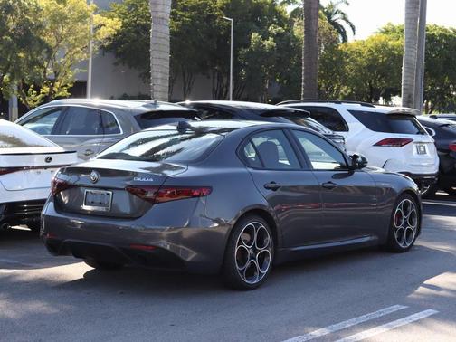 2022 Alfa Romeo Giulia Ti