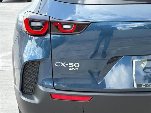 2025 Mazda CX-50 2.5 S Preferred Package