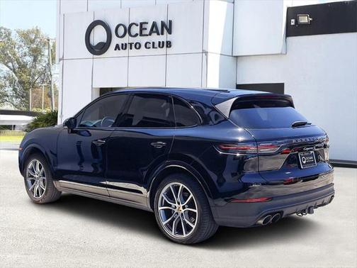 2023 Porsche Cayenne S