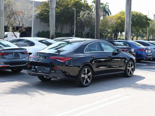 2022 Mercedes-Benz CLA 250 Base