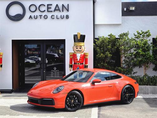 2021 Porsche 911 Carrera