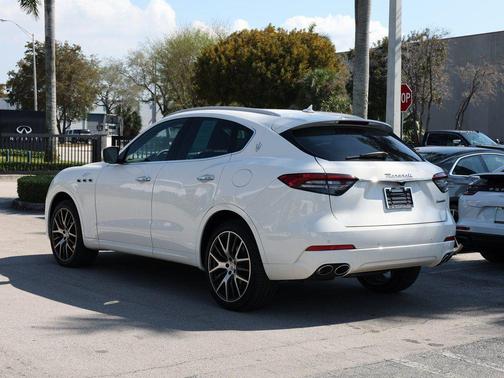 2022 Maserati Levante GT