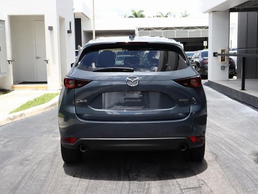 2021 Mazda CX-5 Carbon Edition