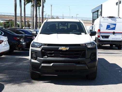 2025 Chevrolet Colorado WT