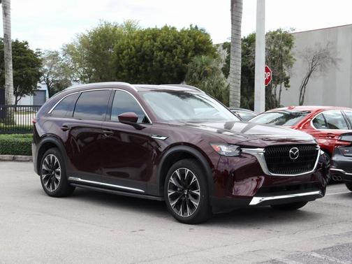 2025 Mazda CX-90 PHEV Premium Plus